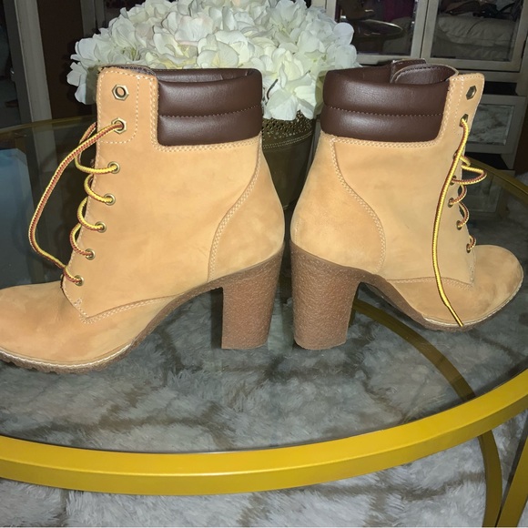 Tim’s for the Diva! - Picture 2 of 4